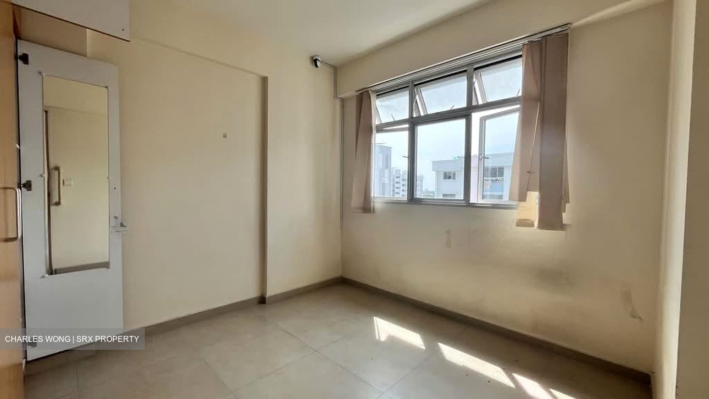 Blk 424B Orchid Spring @ Yishun (Yishun), HDB 2 Rooms #579794281